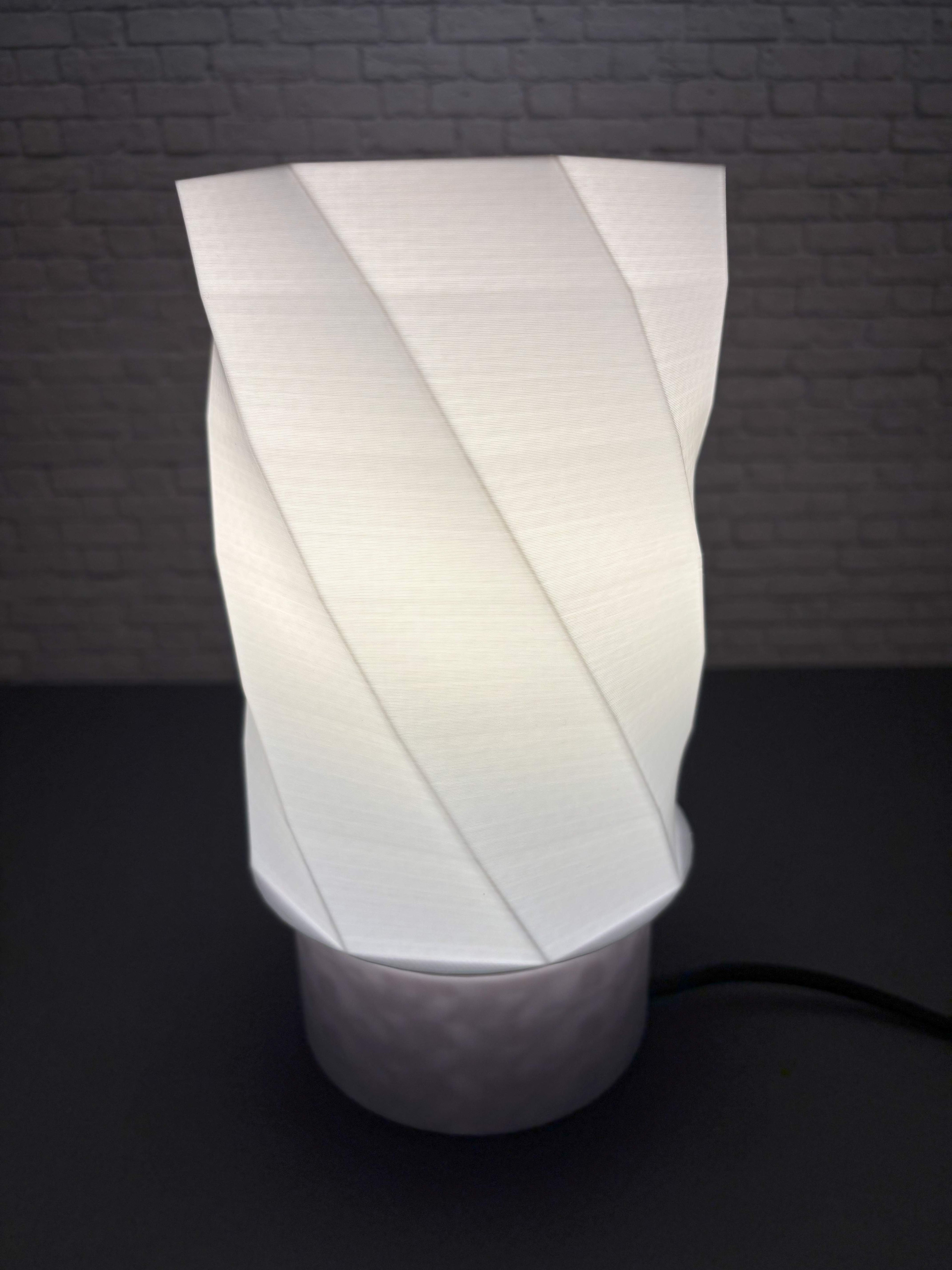 Prisma - Asztali lámpa