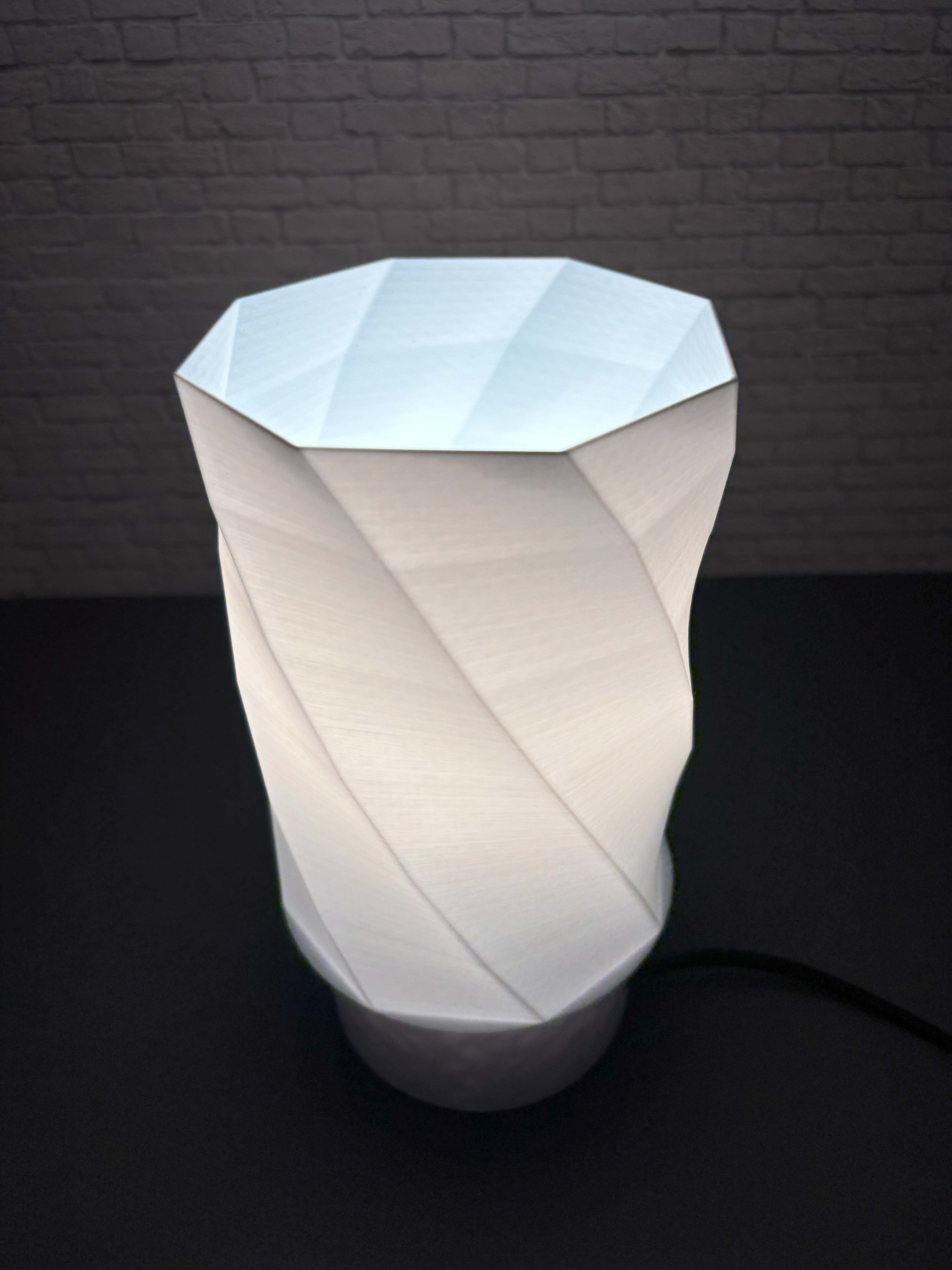 Prisma - Asztali lámpa