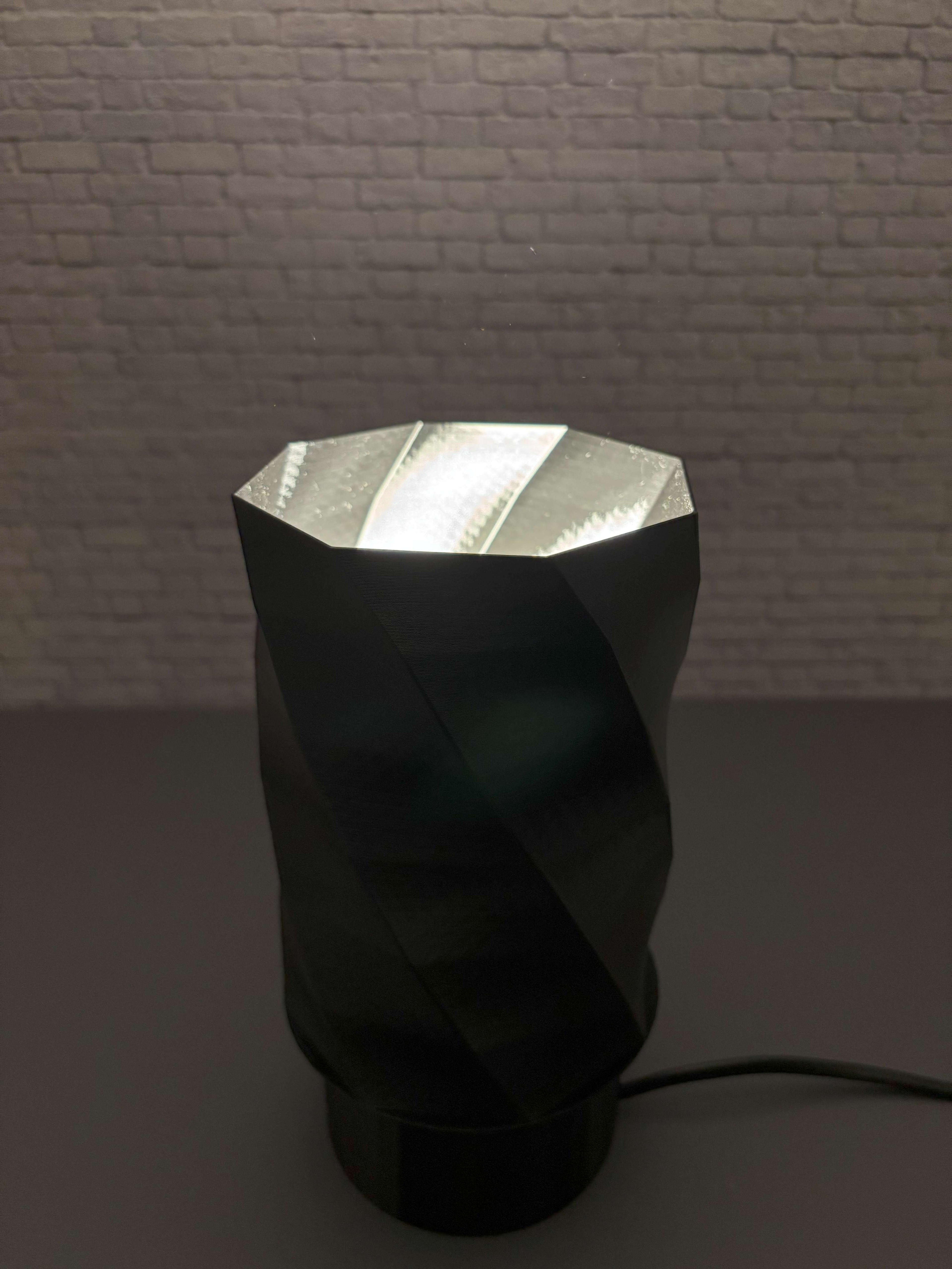 Prisma - Asztali lámpa